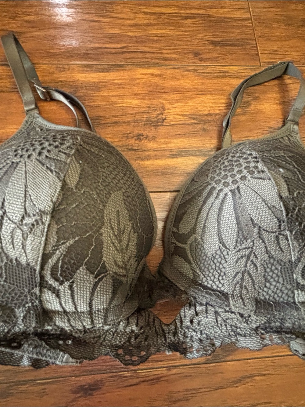 aerie Olive Green Lace Underwire Bra